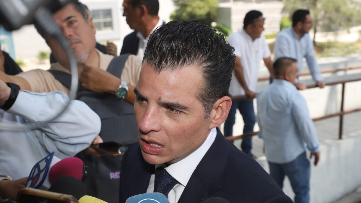 Flores añadió que están a favor de generar acuerdos