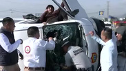 Vuelca camioneta de transporte público en México-Pachuca; hay 15 lesionados