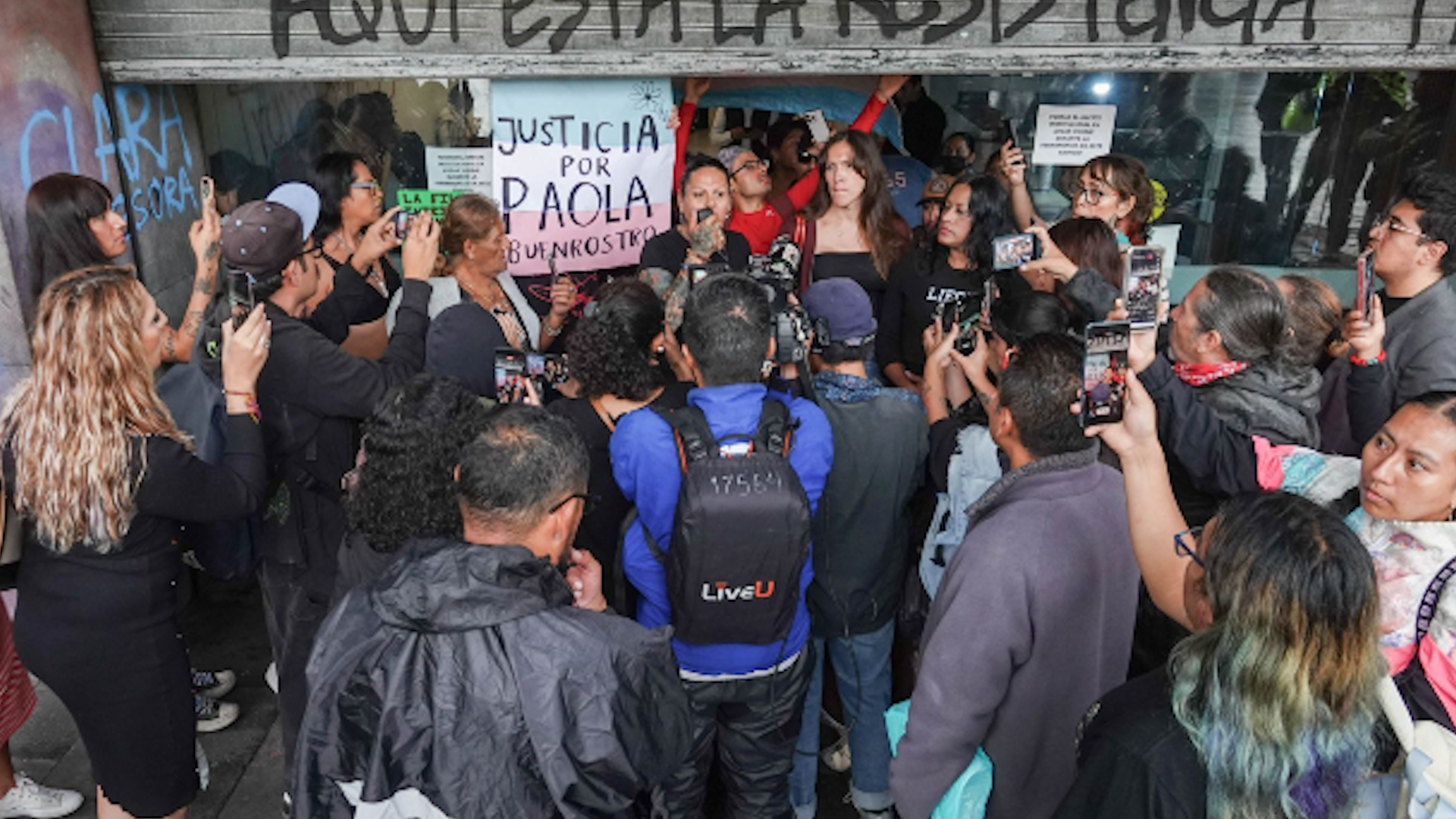 Activistas exigen reclasificación del caso de Paola Buenrostro como transfeminicidio