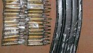 Parte del armamento que fue asegurado por la Guardia Nacional | Fiscalía General de la Republica