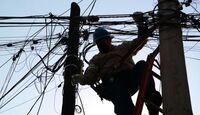 Guadalajara ha retirado 83 kilómetros de cableado, pero la mayoría de empresas no colabora