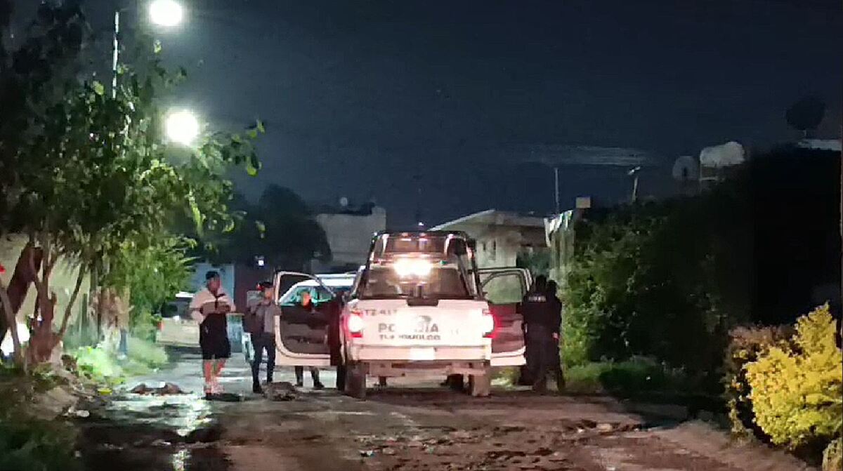El menor habría intentado cruzar la baranda, quedando atorado.