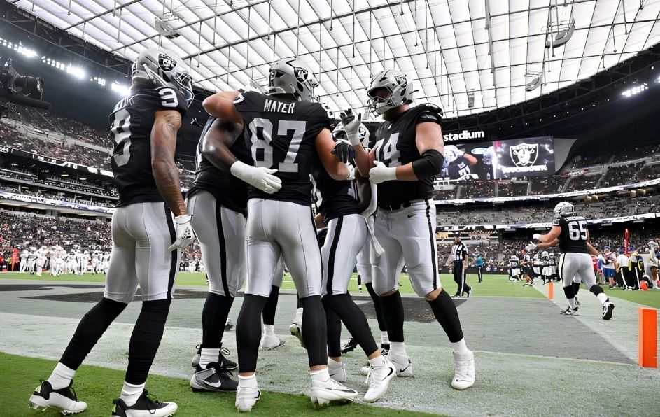 El objetivo es culminar los trabajos antes de finales de 2028, blindando al inmueble de cara al Super Bowl de 2029 y la Final Four de la NCAA.