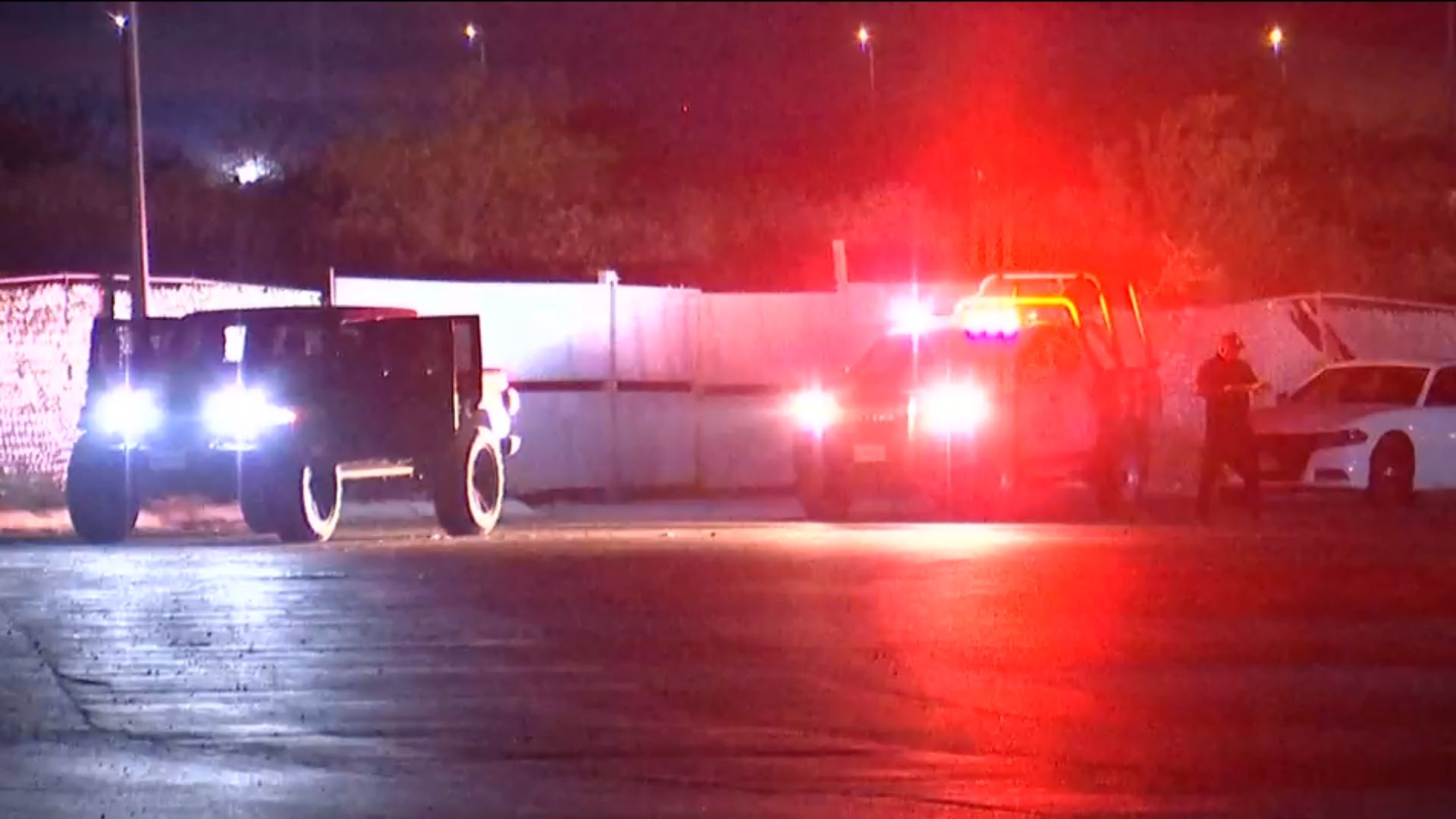 Presunta persecución termina con camioneta asegurada en García, Nuevo León