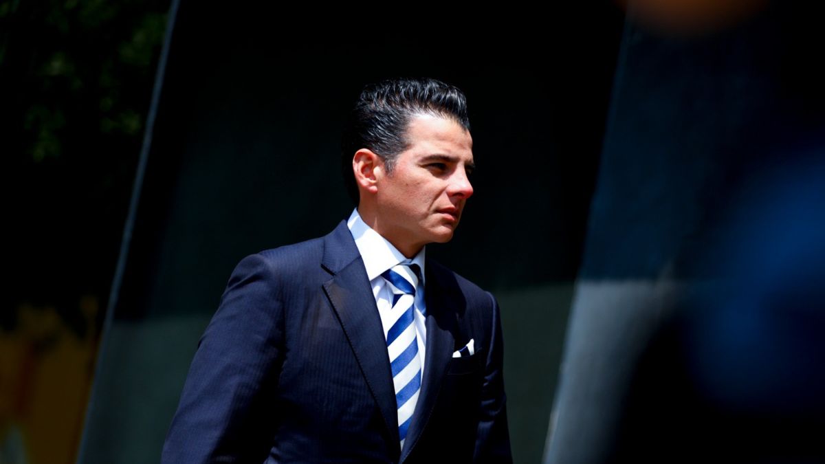 La reunión se realiza en el piso 10 de la Secretaría de Finanzas y Tesorería General.