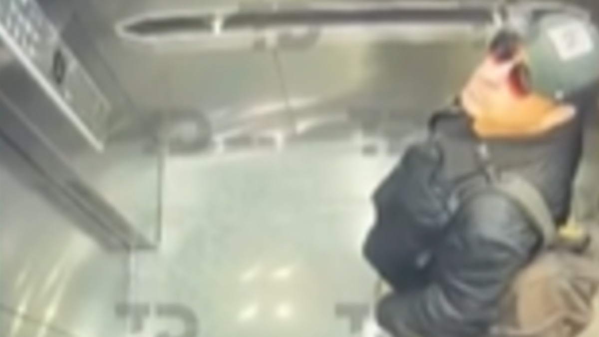 Sebastián 'N' fue captado en el elevador antes del ataque a Jonathan Meléndez