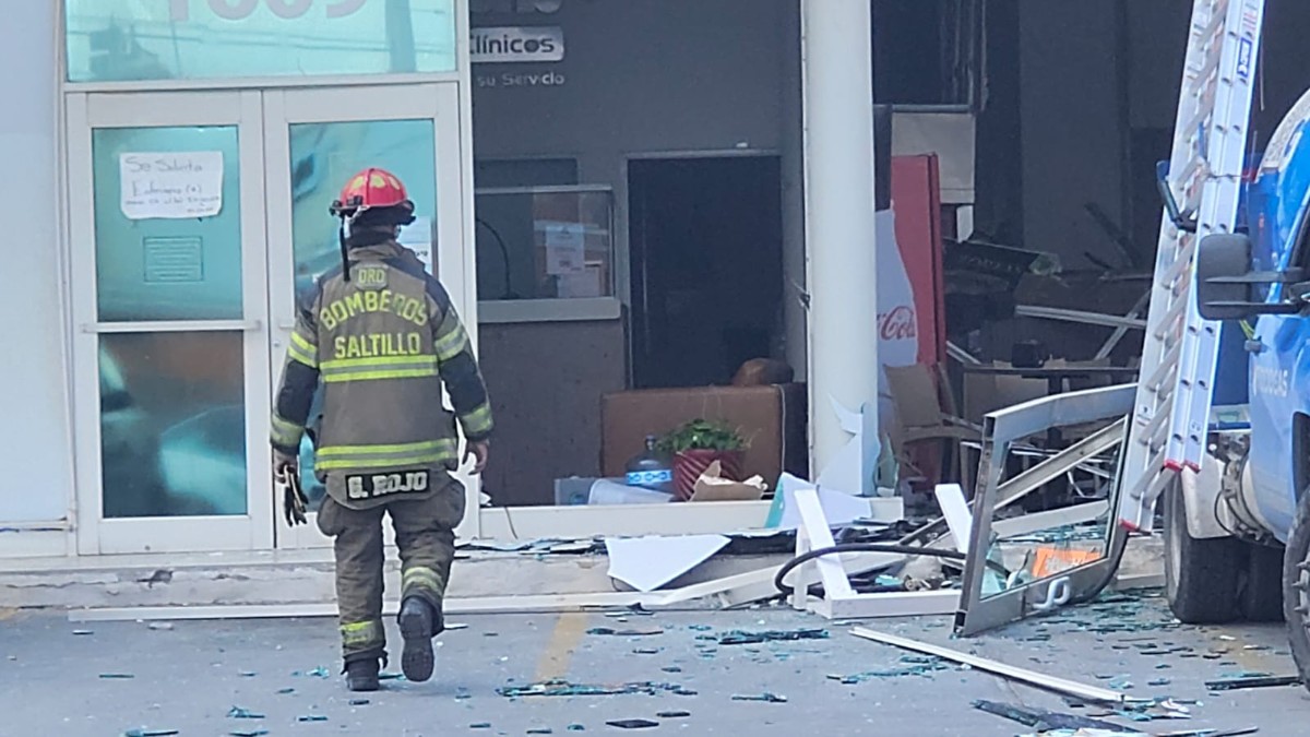 Dos trabajadores del establecimiento resultaron con lesiones, y uno de ellos fue trasladado en código rojo.| Daniel Santiago