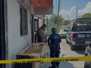 La zona fue acordonada por elementos de la Policía Municipal, quienes permanecieron en el sitio.