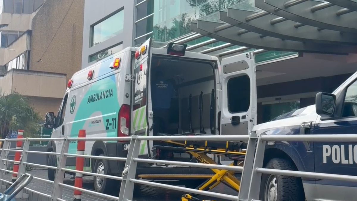 De acuerdo con las autoridades todo indica que el hombre suspendido es esposo de la mujer lesionada