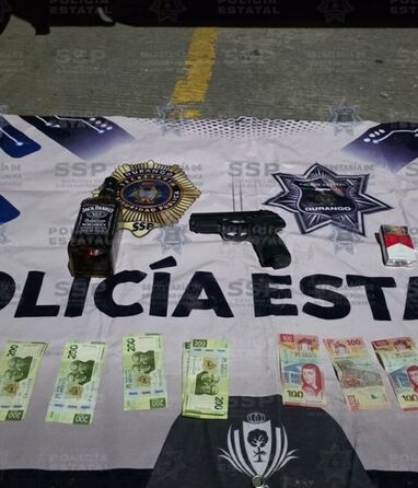 El detenido fue identificado como Carlos, de 35 años de edad y originario del estado de Tamaulipas.