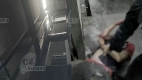 Un hombre cayó por el cubo de un elevador en el Centro Histórico, CdMx; está herido de gravedad.