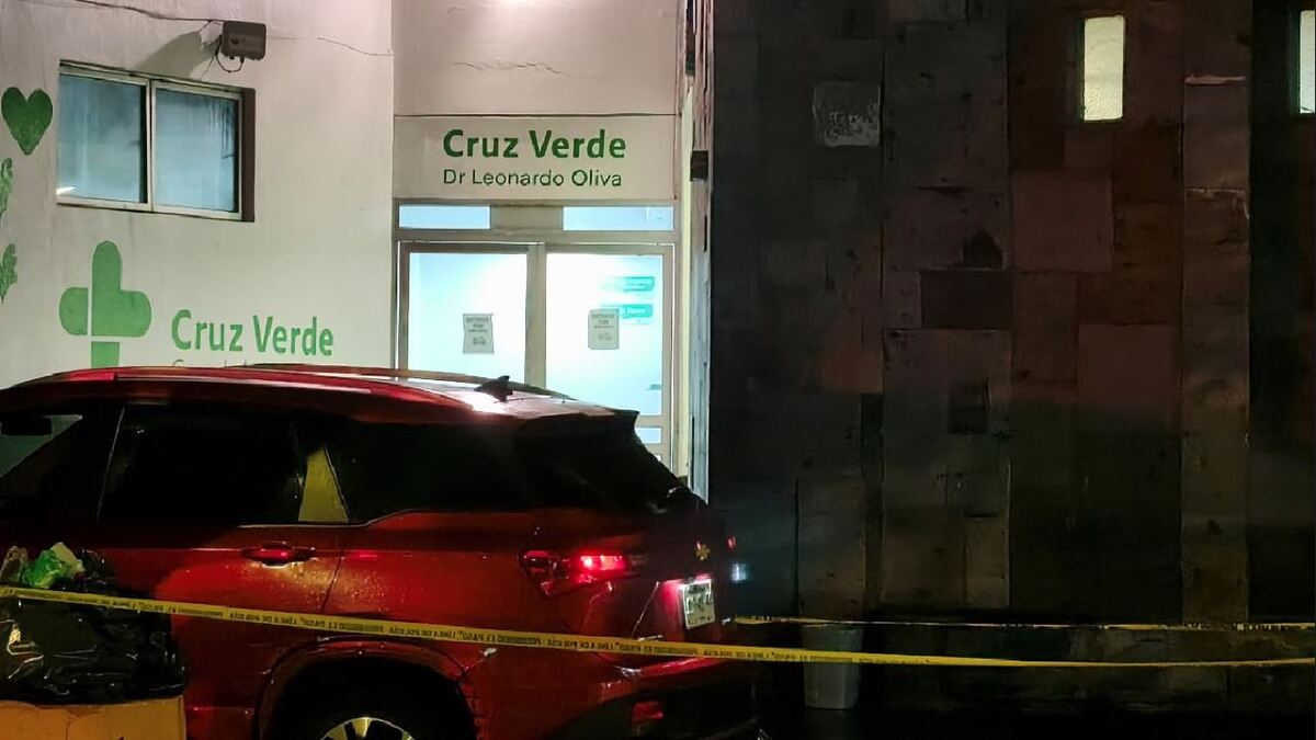 Los lesionados lograron llegar a una Cruz Verde para ser atendidos.
