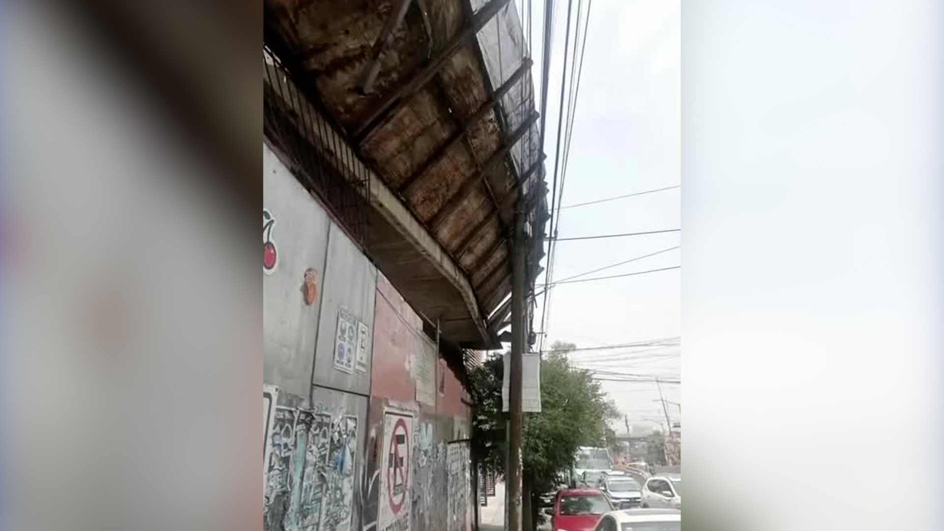 Obra abandonada 6 años tiene muro a punto de colapsar en la Álvaro Obregón