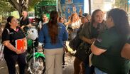 Proveedores protestan a las fueras de Selva Mágica de Guadalajara tras su cierre.