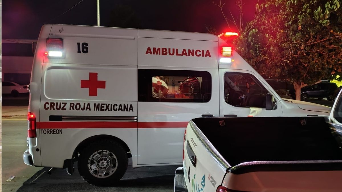 ras la colisión, Erika "N" descendió del vehículo en actitud violenta, gritando y lanzando golpes.