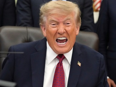 Esta iniciativa se suma a otros esfuerzos del presidente por consolidar su influencia histórica y dejar una marca personal en Washington.