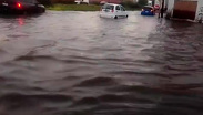 Inundaciones colapsan vialidades del Estado de México tras fuertes lluvias
