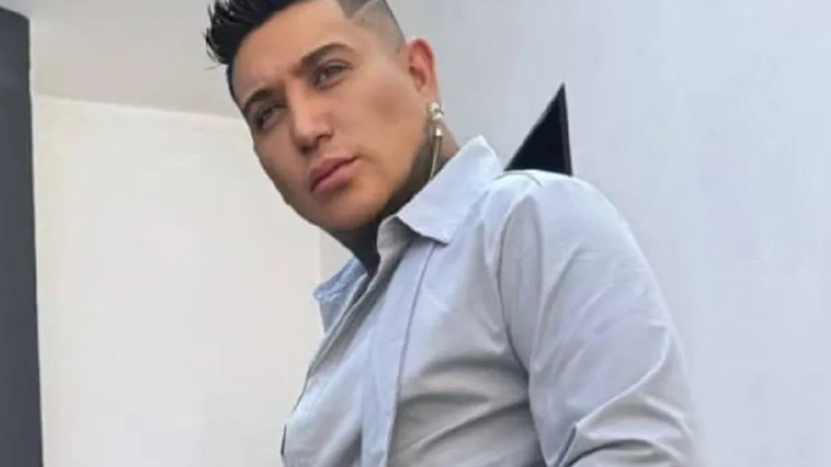 Investigan a escolta por la muerte del influencer vidente Farath Coronel en el Estado de México.