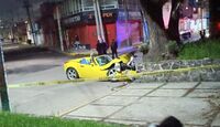 Una mujer murió en Metepec tras choque contra una jardinera; el conductor fue detenido.