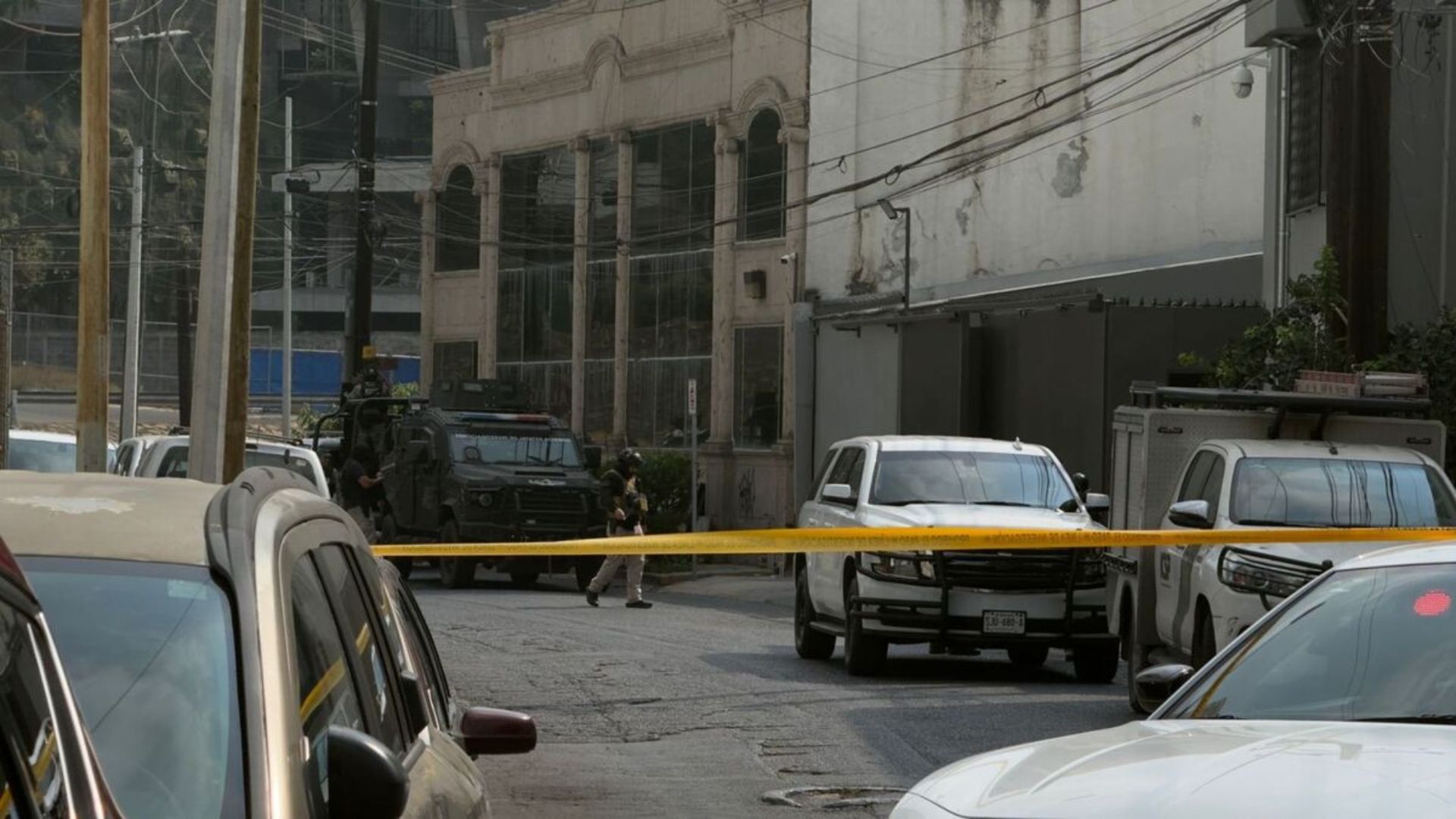 Operativo en Monterrey: Catean inmueble por investigación de lavado de dinero