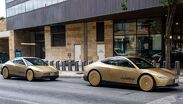 Un par de Cybercabs de Tesla circulan por el centro de Austin, Texas, el 3 de septiembre de 2026. | Foto: Ronaldo Schemidt