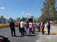 Los peritos se hicieron cargo de asegurar la camioneta involucrada mientras se esclarece plenamente lo sucedido.