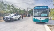 Roban camión urbano en Monterrey; lo hallan abandonado en Salinas Victoria
