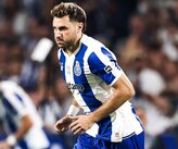 'Santi' Gimenez anotó 5 goles en 30 partidos jugados con AC Milan en Italia / Facebook
