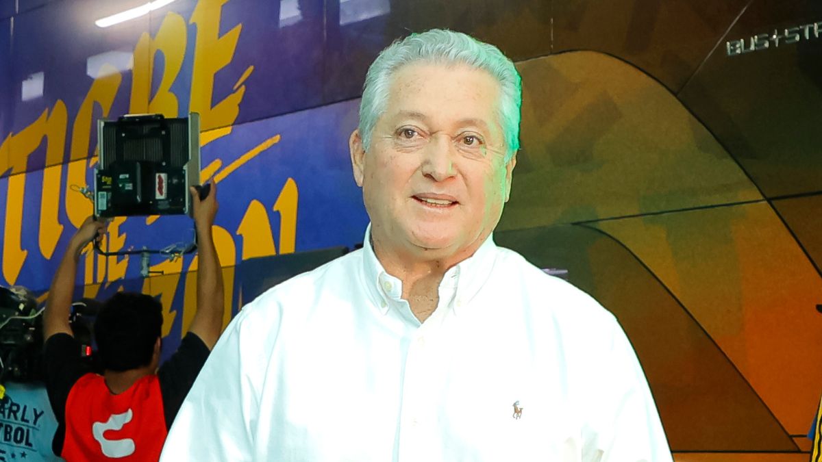 Víctor Manuel Vucetich llegó a Tigres en 2026 para dirigir su tercera etapa como entrenador del equipo.