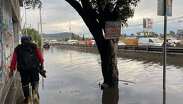 Las fuertes lluvias han provocado encharcamientos e inundaciones en algunas vialidades. | Cuartoscuro