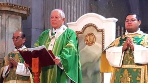 El arzobispo de Puebla, Víctor Sánchez Espinosa, durante la homilía dominical en la Catedral en Puebla