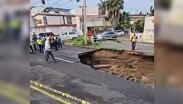 El cierre se encuentra en el cruce con la calle Perpetua a la altura de la colonia Jardines del Country