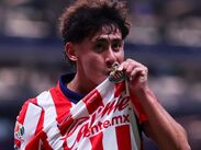 Actualmente Santiago es de los jugadores más peligrosos de las Chivas | Santiago Sandoval vía Instagram