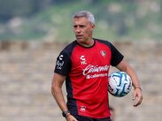 Asegura Hernán Crespo: Pagamos caro el precio de los errores | Atlas
