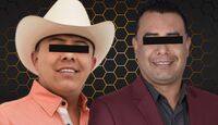Composición digital que ilustra el "Operativo Enjambre" en Puebla, mostrando a los alcaldes detenidos en Puebla con una colmena de fondo