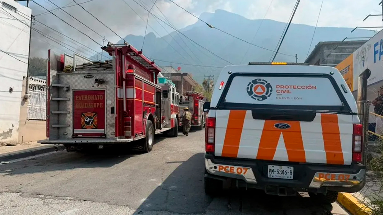 Incendio en carpintería moviliza a Bomberos y Protección Civil en Guadalupe