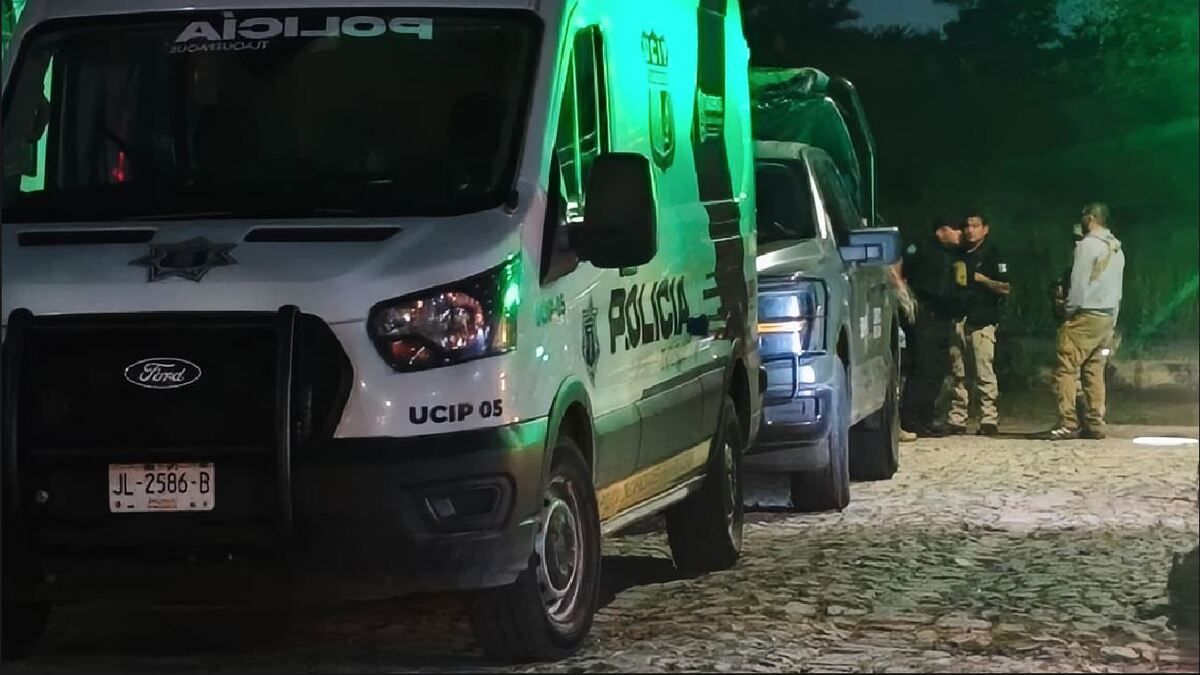 Los guardias fueron atendidos luego de que un residente alertara a autpridades.
