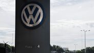 Aacceso 4 a la planta de Volkswagen en Puebla; la armadora enfrenta alertas en la economía local por despidos