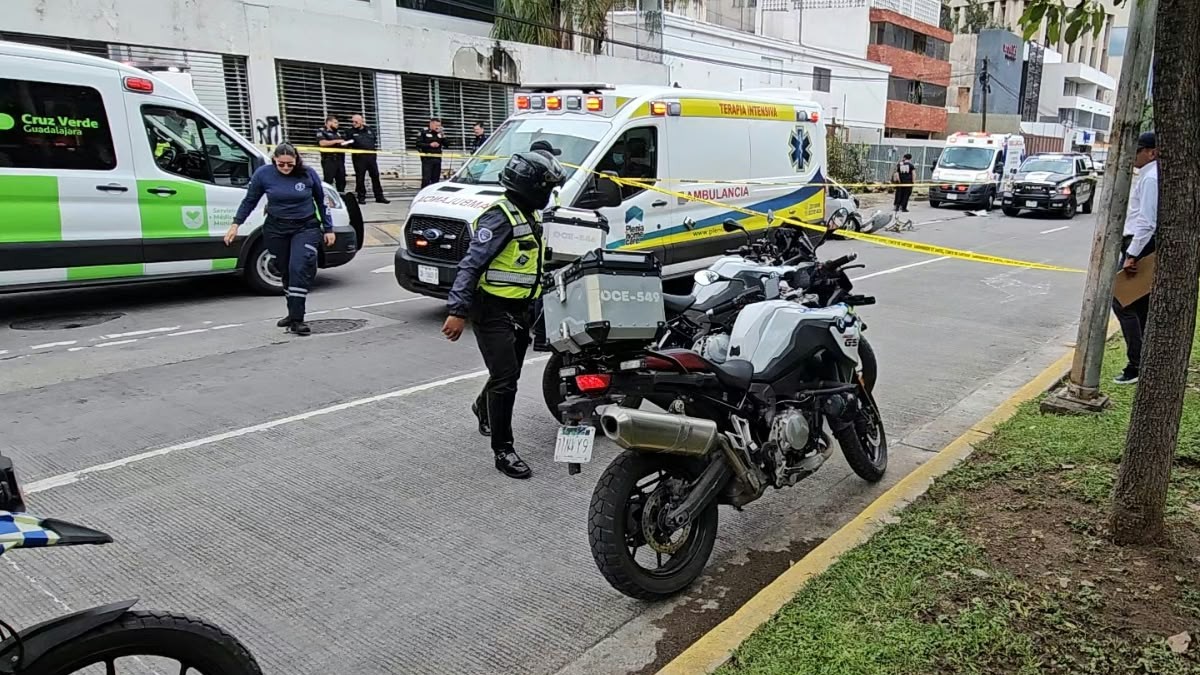 El accidente ocurrió entre la avenida Américas y la calle Colomos, a la altura de la colonia Italia Providencia
