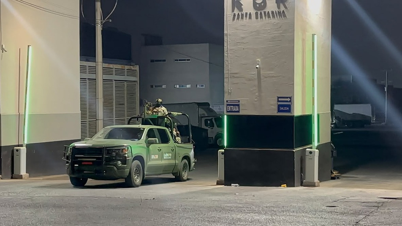Hallan nuevo punto de huachicoleo en zona industrial de Santa Catarina