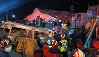 Sobrevivientes de la explosión de pirotecnia en Temascalcingo relatan cómo vivieron esos momentos.