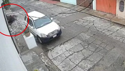 Intentan asaltar a mujer en Ciudad Azteca; vecinos intervienen para ayudarla
