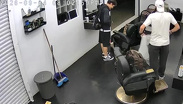 Captan asalto armado a barbería en la Venustiano Carranza; roban 100 mil pesos