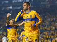 El Clásico Regio 105 fue el primer derbi para Gignac jugando en Tigres / Imago7