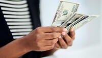 El precio del dólar cambia cada día | Freepik