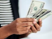 El precio del dólar cambia cada día | Freepik