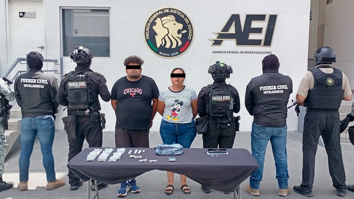 Se indicó que el hombre cuenta con una orden de aprehensión vigente por homicidio calificado.