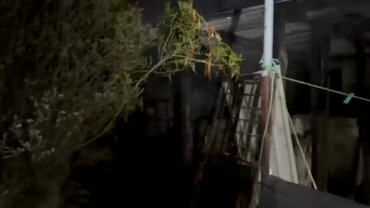 Incendio consume muebles y electrodomésticos en vivienda de Monterrey