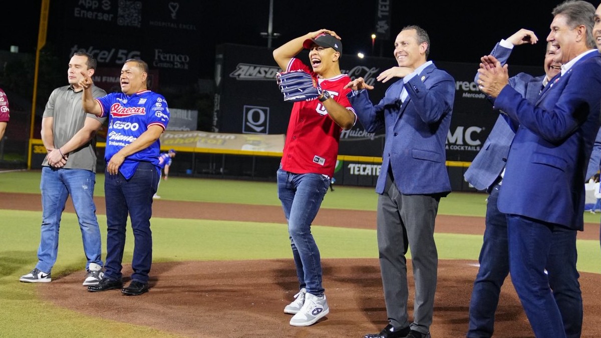 Jaime Munguía hizo el primer lanzamiento en el Juego 1 de Serie del Rey 2026 / @LMBBanorte