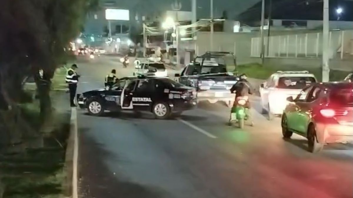 Un motociclista murió sobre la México-Texcoco tras derrapar; presuntamente iba a exceso de velocidad.